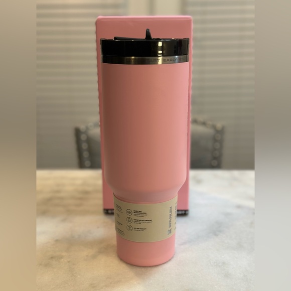 The Messi x Stanley Pink & Black GOAT Quencher ProTour Flip Straw Tumbler, 40oz - Picture 4 of 12
